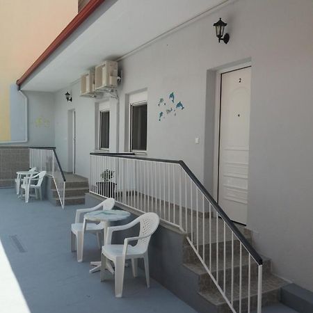 Roses Studio 2&3 Nea Moudania Exterior foto